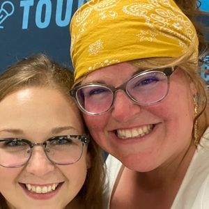 Meet your Posher, Kayla